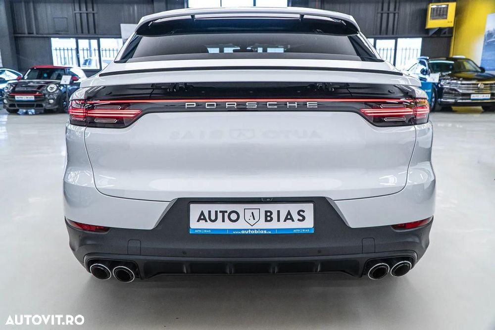 Porsche Cayenne Coupe - 27