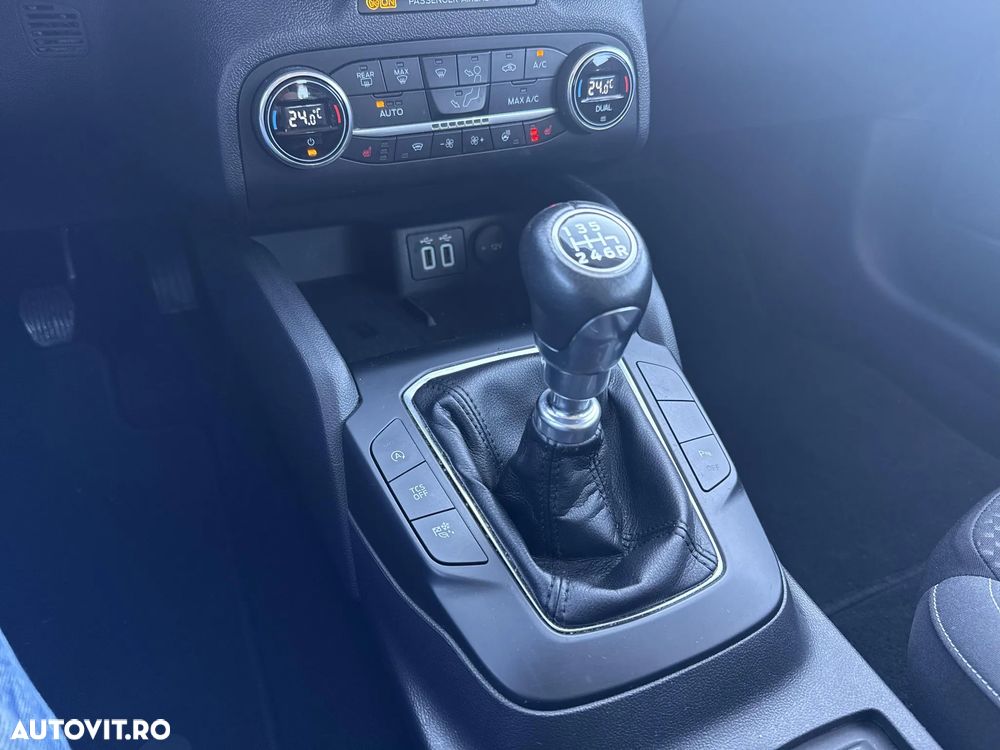 Ford Focus 1.0 EcoBoost Connected - 18