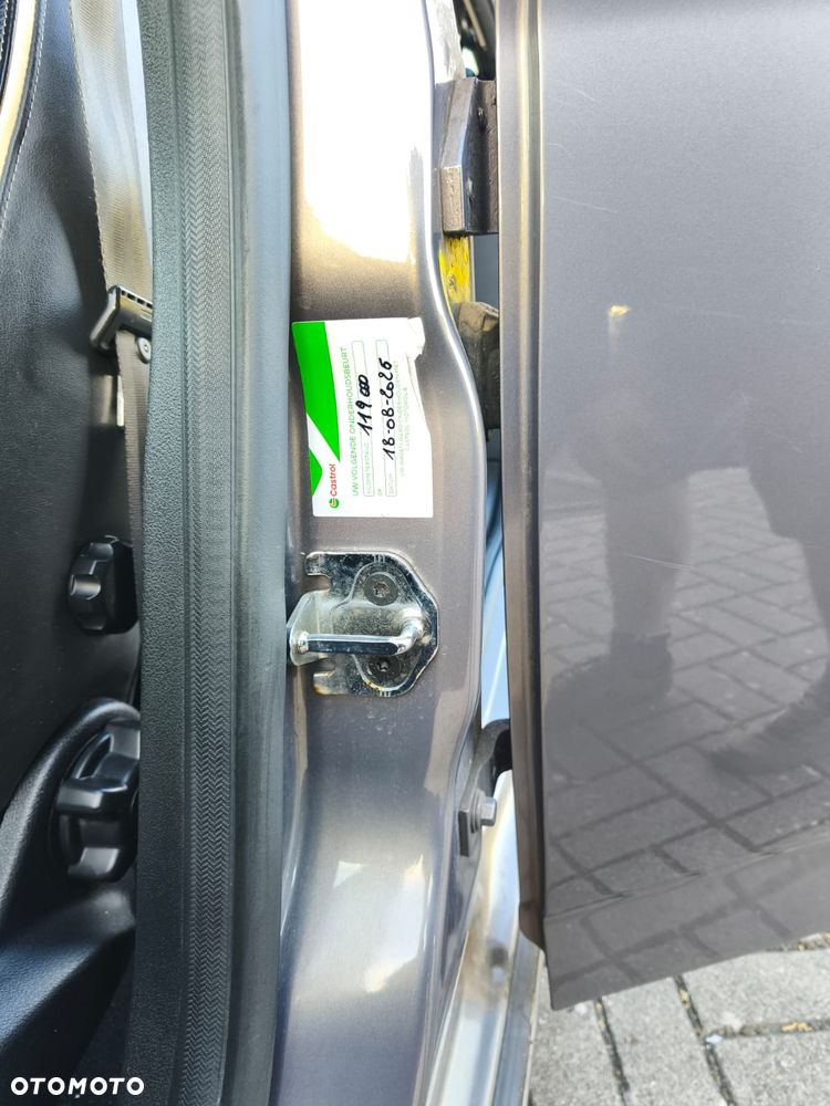 Ford Mondeo 2.0 TDCi Titanium X - 22