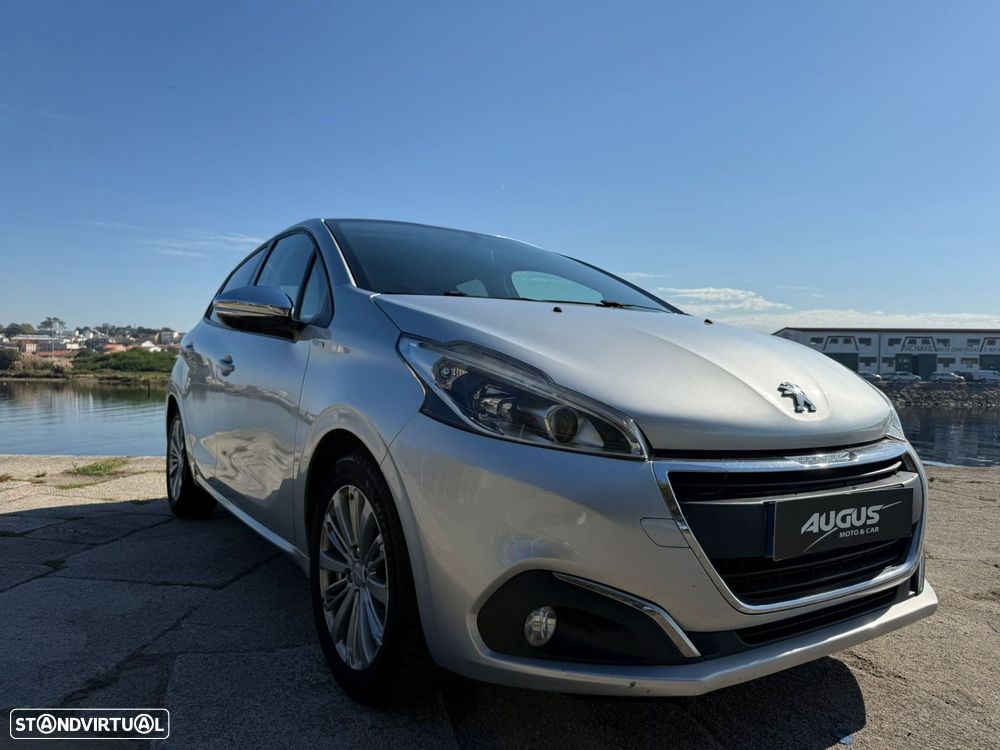 Peugeot 208 1.2 PureTech Style - 1