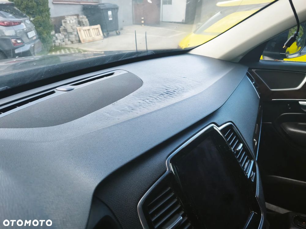 Volvo XC 90 B5 B AWD Geartronic Momentum - 11