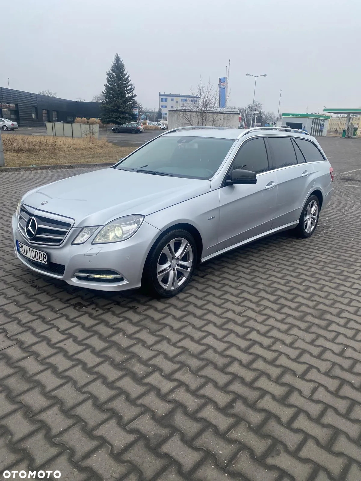 Mercedes-Benz Klasa E 350 CDI 4-Matic BlueEff Avantgarde - 3