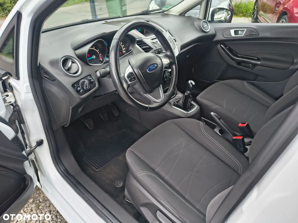Ford Fiesta 1.25 Celebration - 18