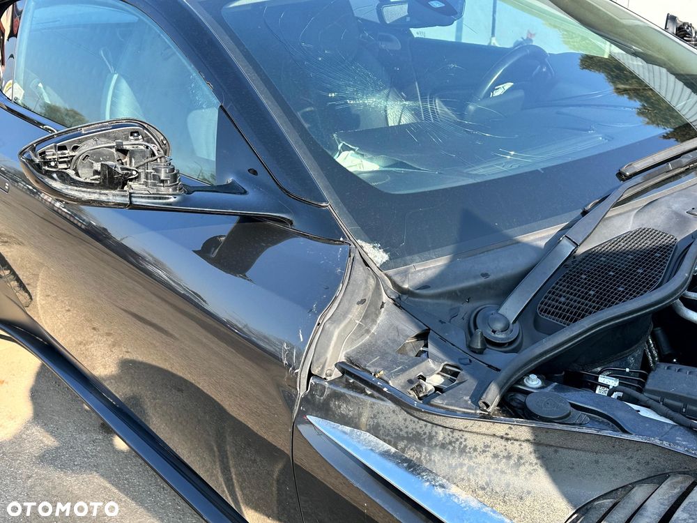 Aston Martin DB11 - 14