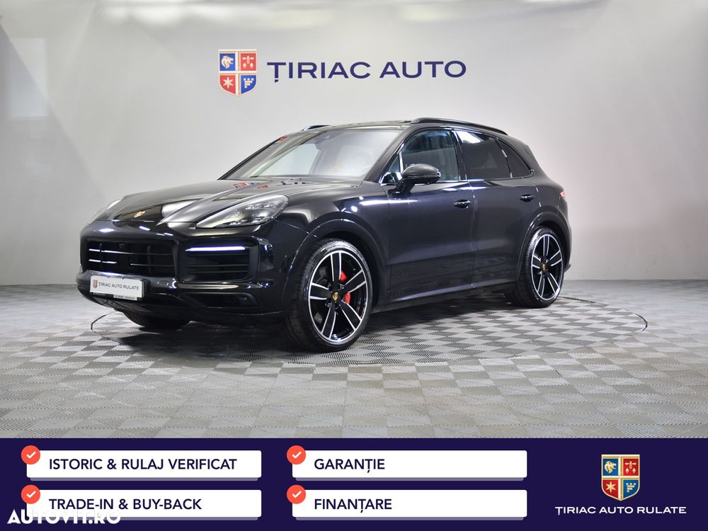 Porsche Cayenne - 1