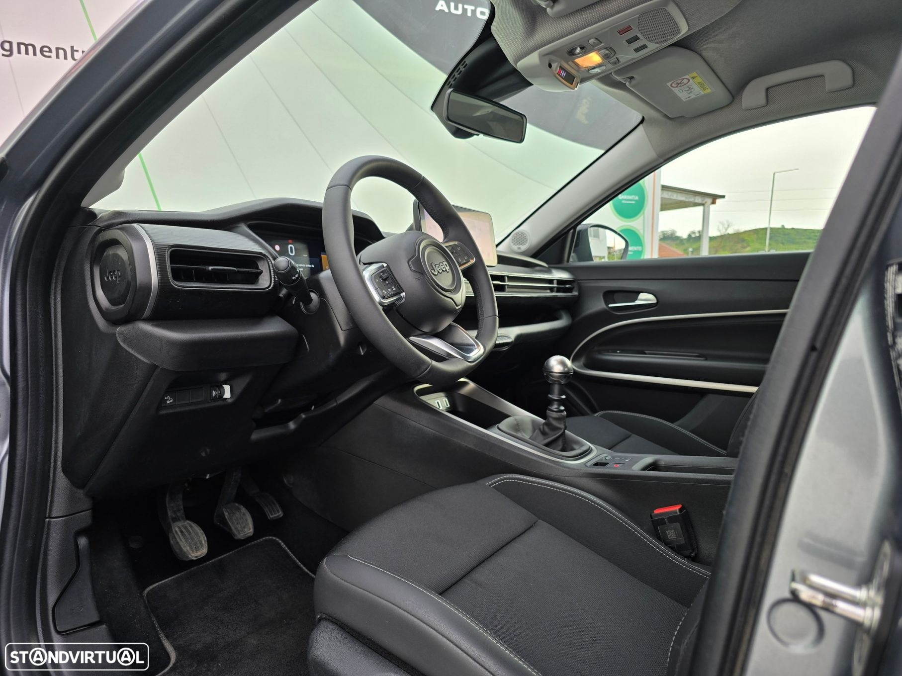 Jeep Avenger 1.2 GSE T3 Altitude - 11