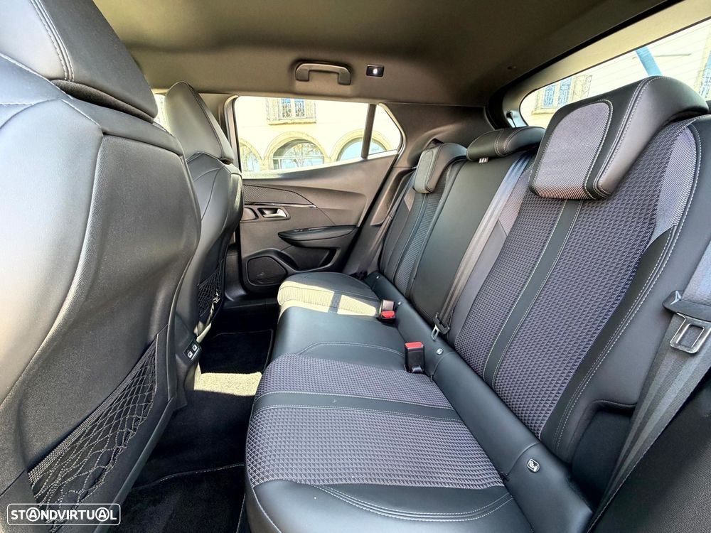 Peugeot 2008 1.5 BlueHDi GT - 37