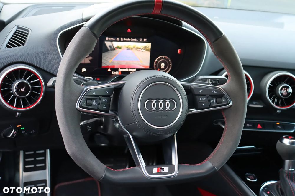 Audi TT Coupé - 18
