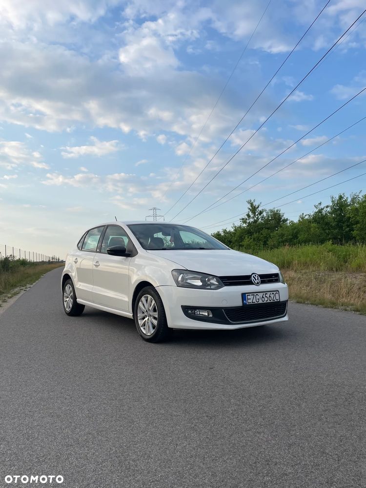 Volkswagen Polo 1.6 TDI DPF Highline DSG - 1