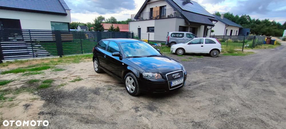 Audi A3 3-drzwiowe 1.6 Ambiente - 21