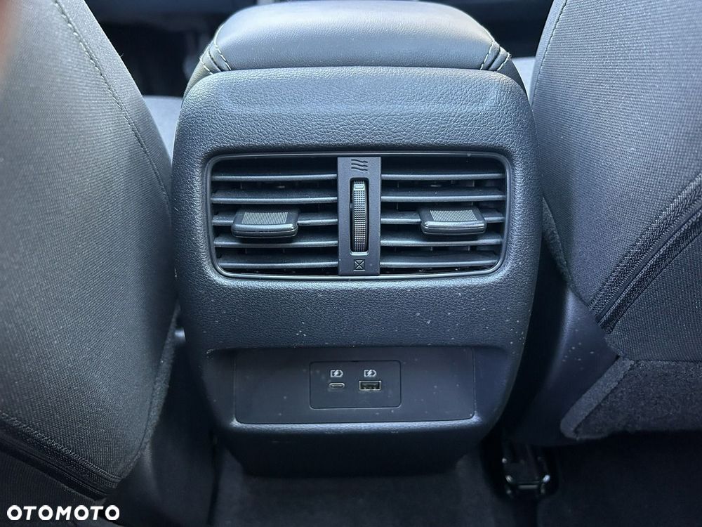 Nissan Qashqai - 25