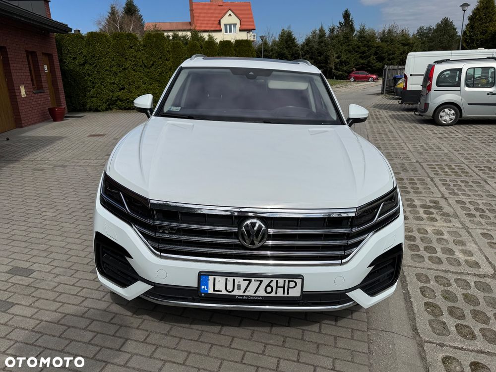 Volkswagen Touareg ver-3-0-v6-tdi-scr-4mot-r--line - 1