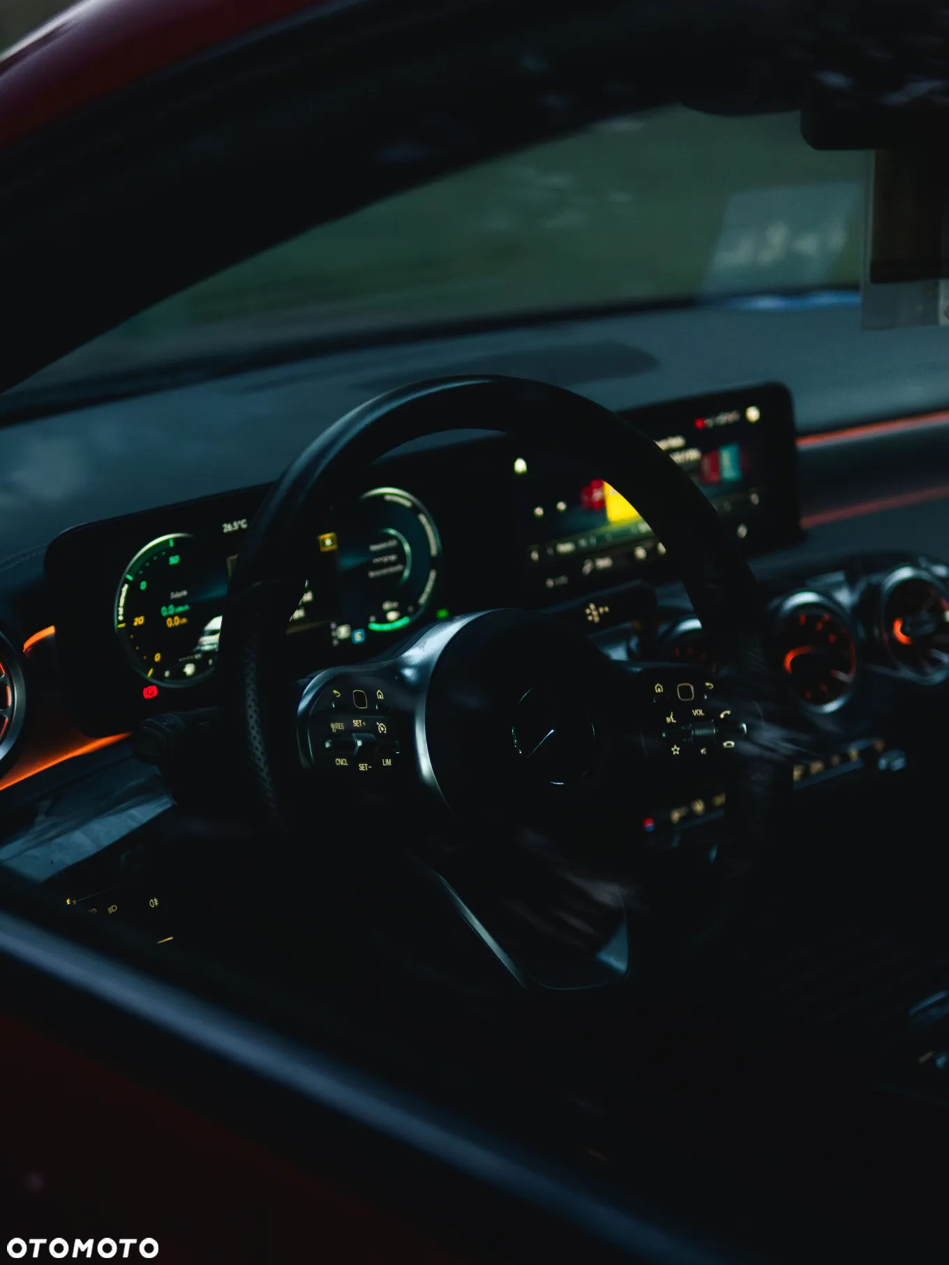 Mercedes-Benz CLA 250 E AMG Line 8G-DCT - 31