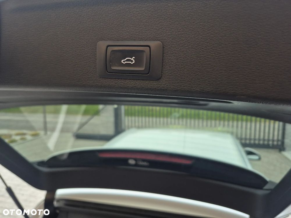 Audi A4 Avant 35 TFSI mHEV S Line S tronic - 22