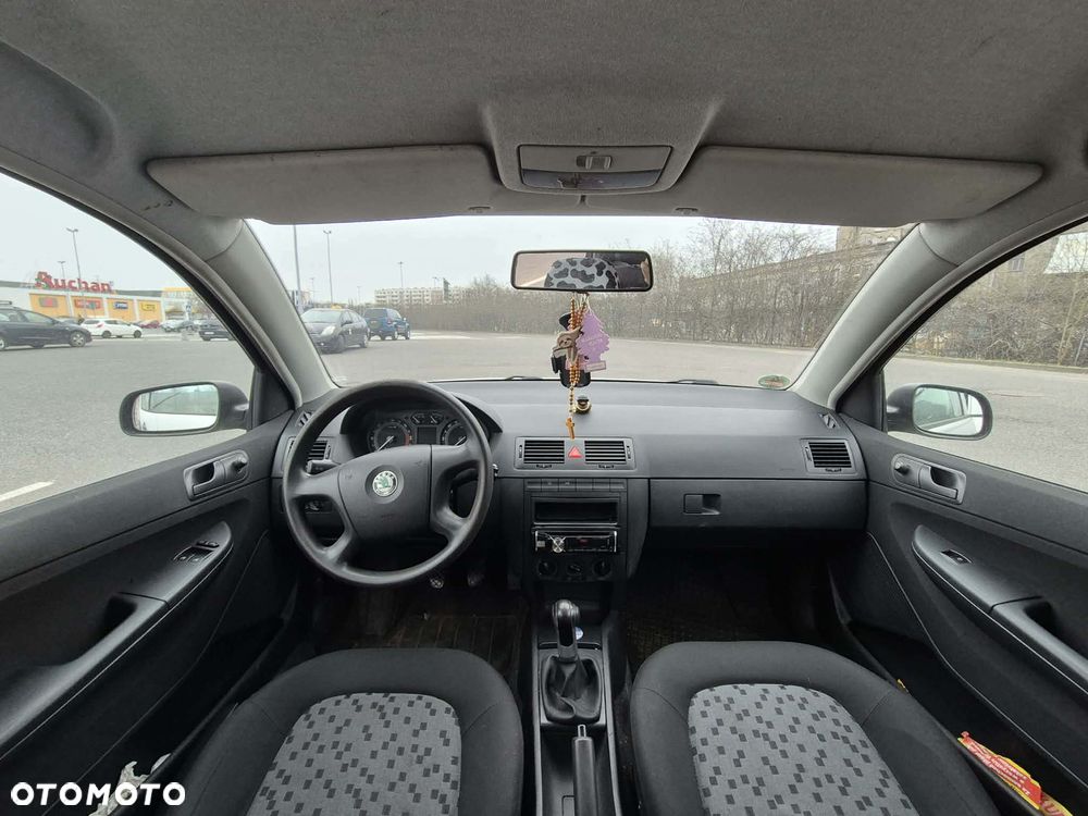 Skoda Fabia - 3