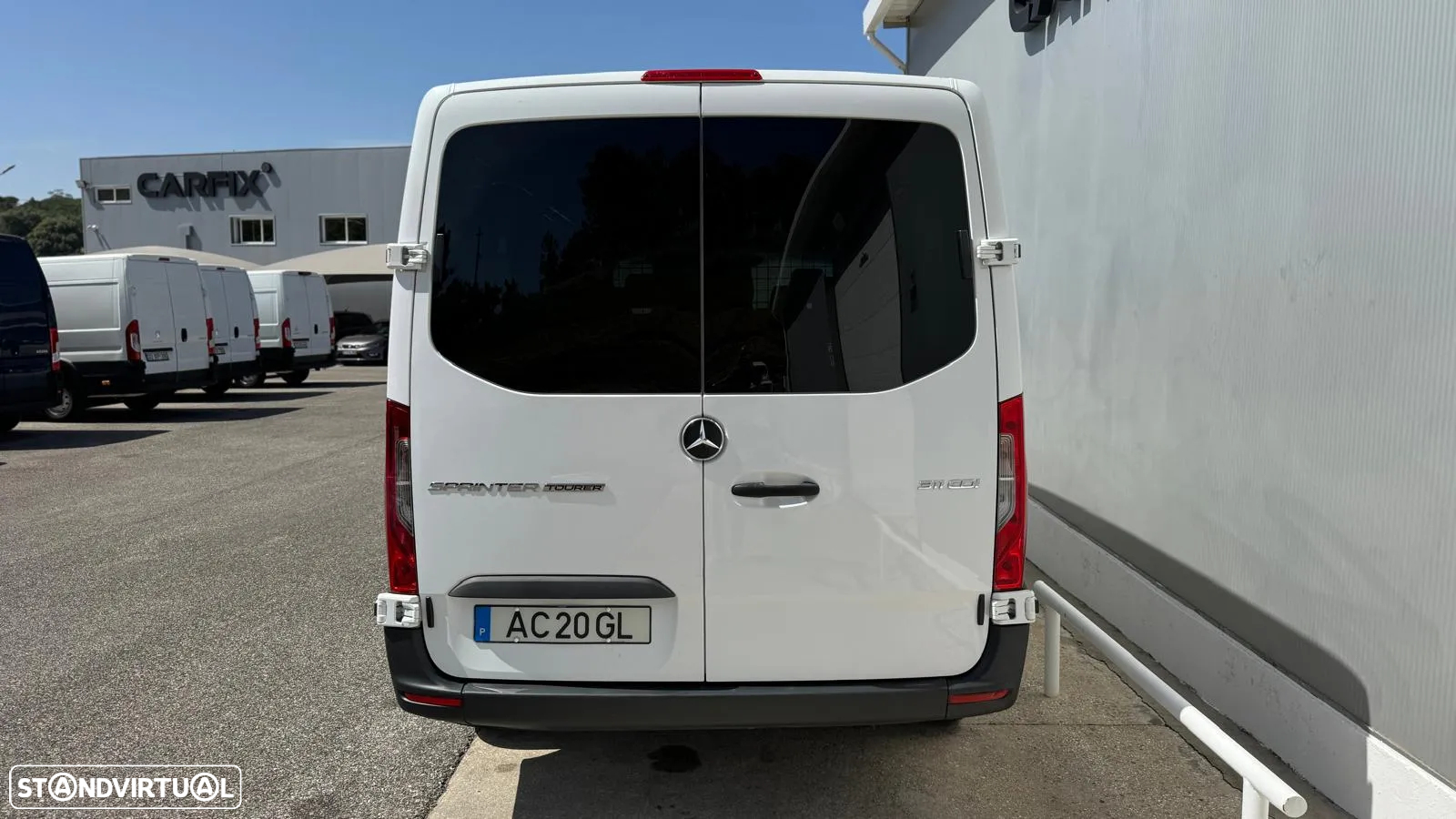 Mercedes-Benz Sprinter - 11
