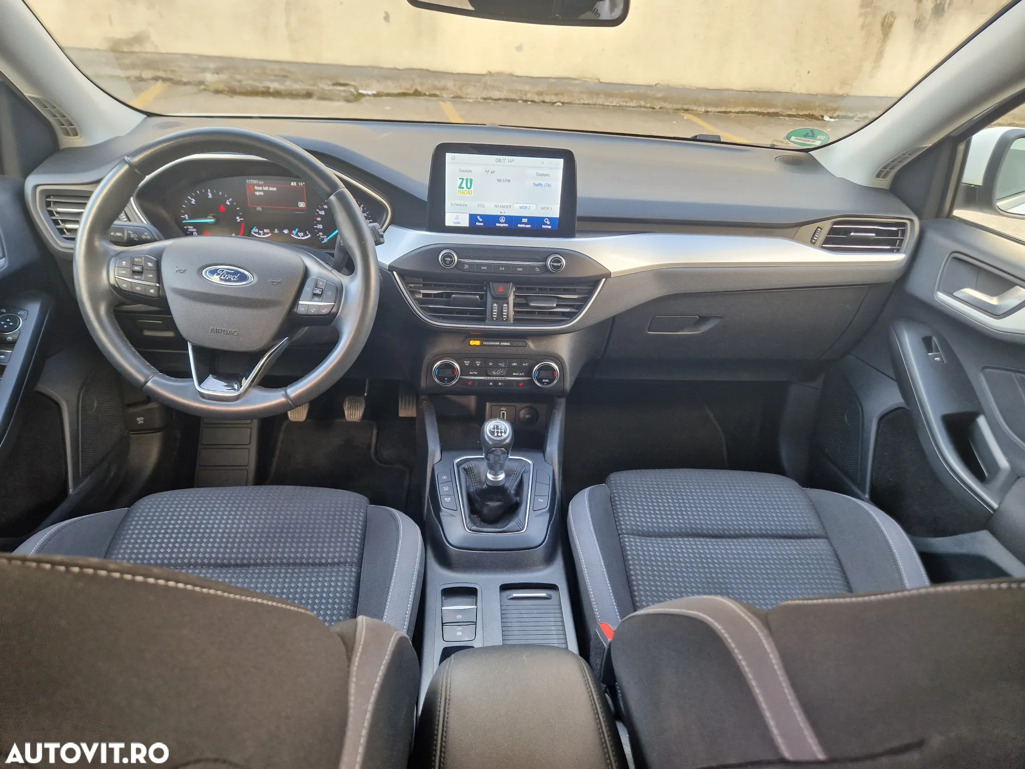 Ford Focus 1.5 EcoBlue Start-Stopp-System COOL&CONNECT - 2