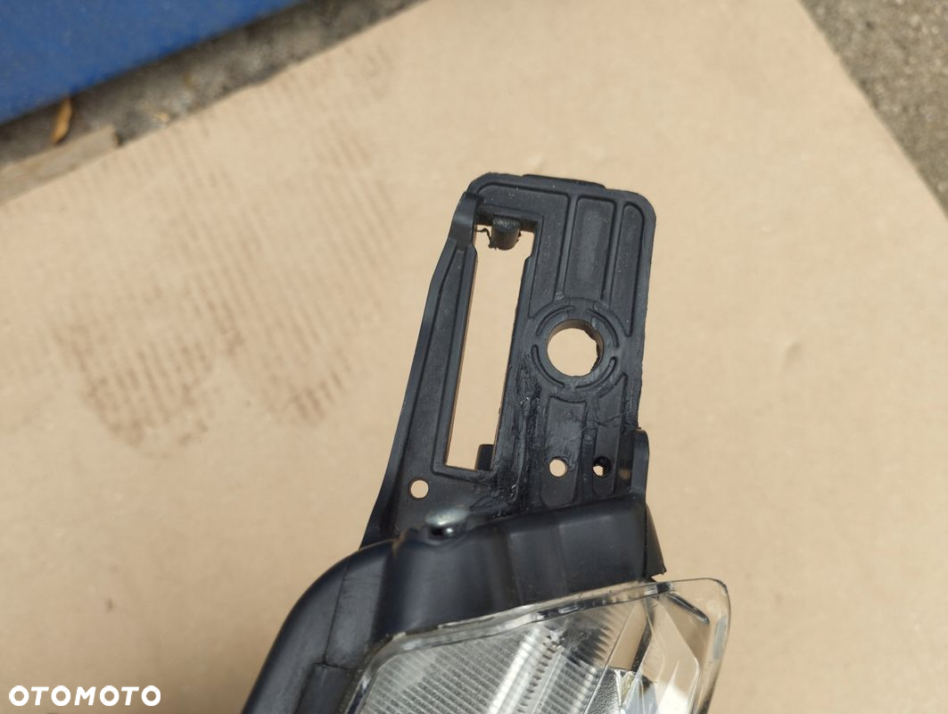 Lampa lewa Nissan Qashqai 2 II 2013-2017 100-18013 - 4