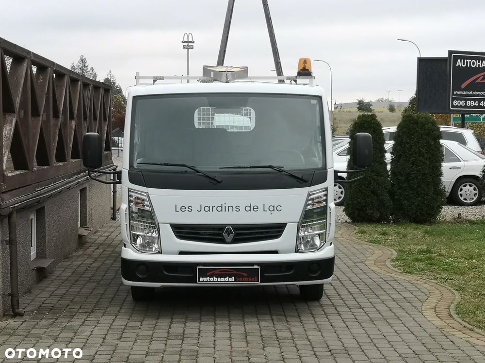 Renault Maxity 2.5dXi 130 - 6