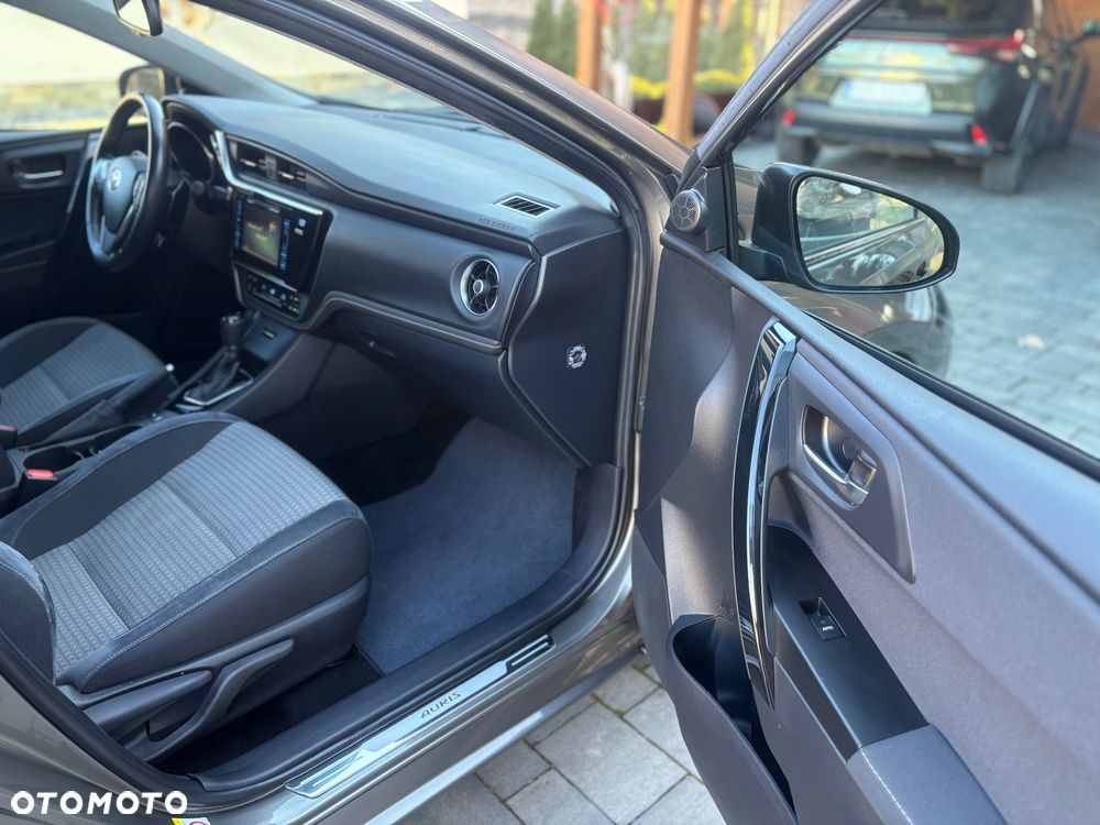Toyota Auris - 6