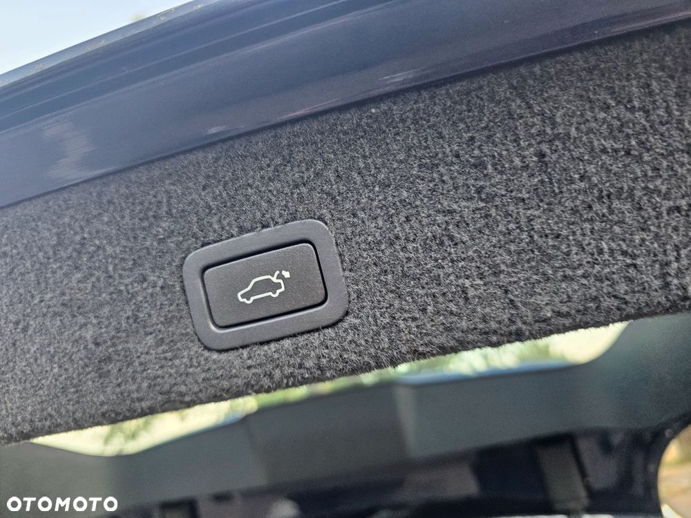 Volvo V70 D3 Momentum - 9