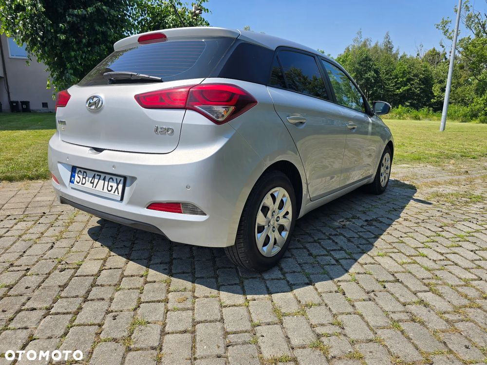 Hyundai i20 1.2 Fresh - 11