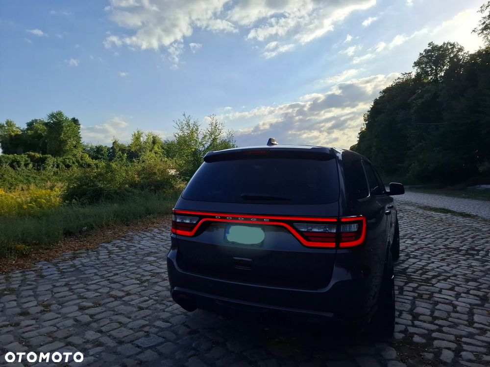 Dodge Durango 6.4 SRT - 11