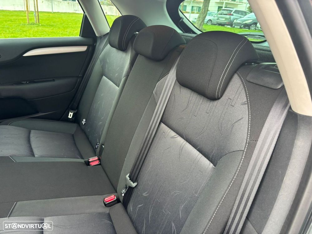 Citroën C4 1.6 e-HDi Exclusive - 37