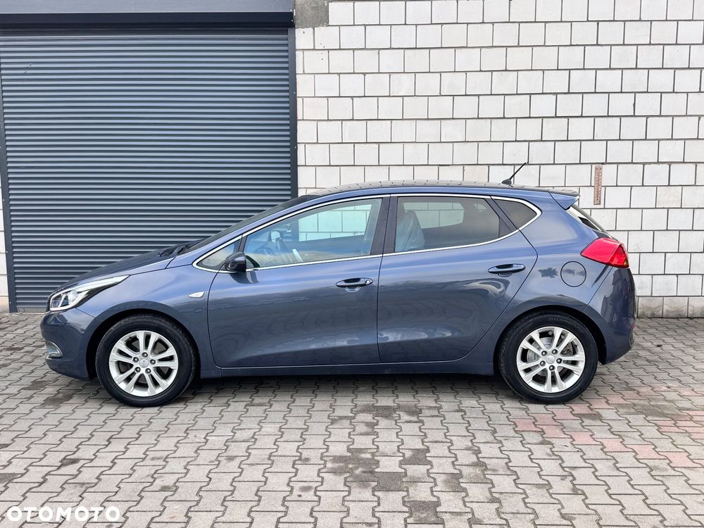Kia Ceed 1.6 GDI Spirit - 16