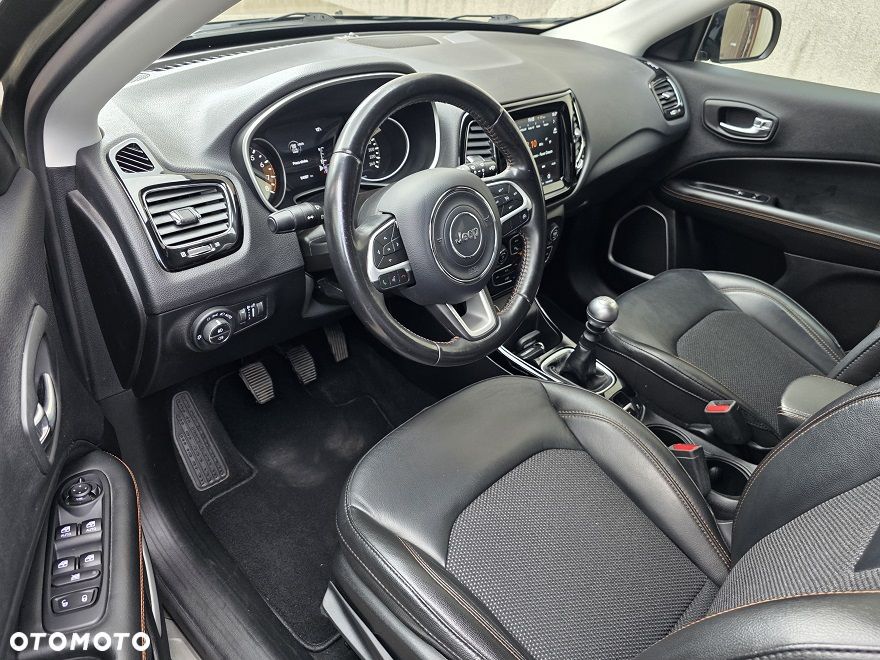 Jeep Compass 1.4 TMair Limited FWD S&S - 14