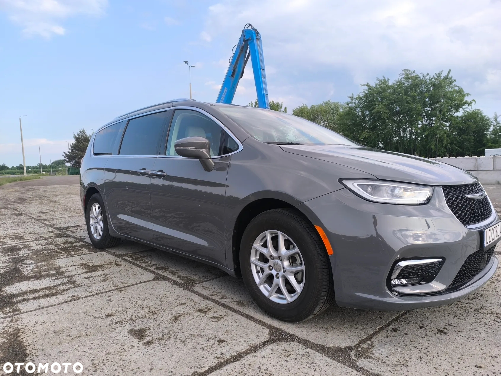 Chrysler Pacifica - 6