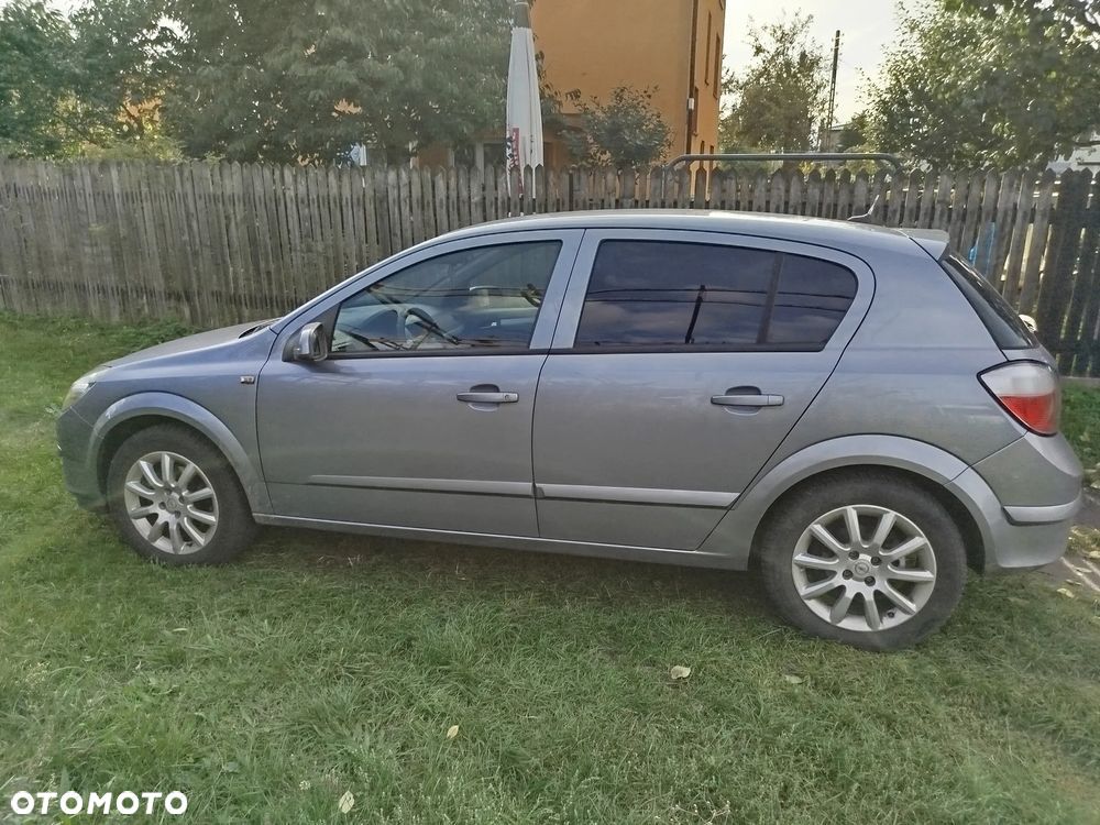 Opel Astra - 4