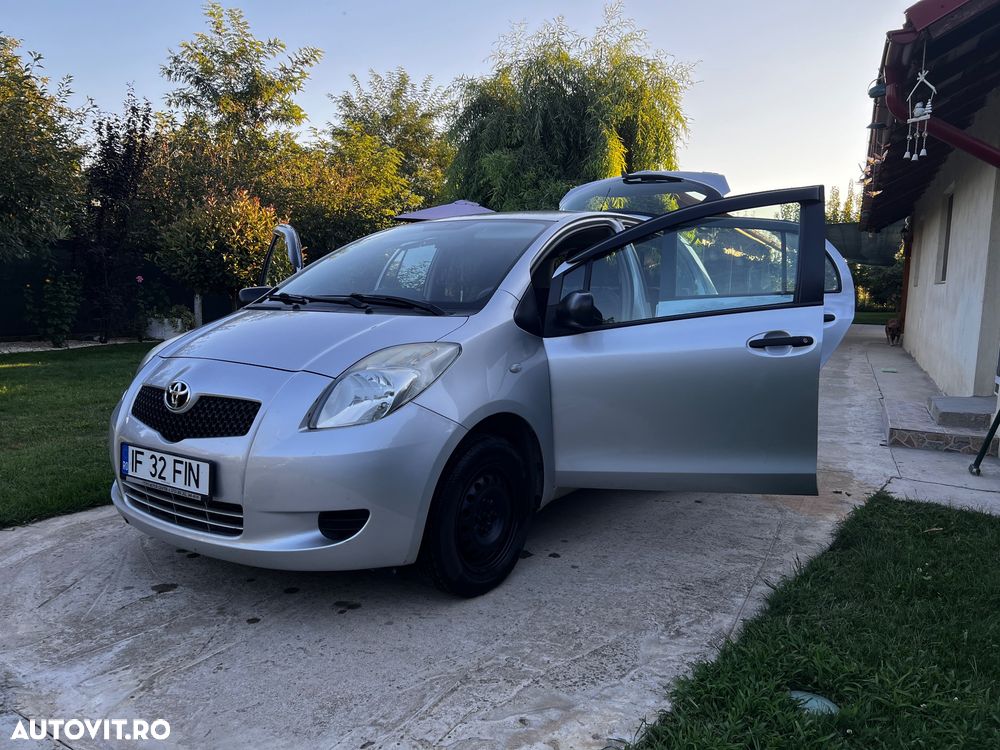 Toyota Yaris 1.0 Terra - 6