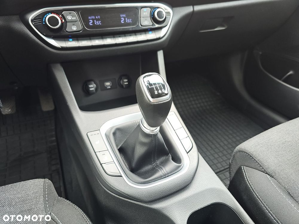 Hyundai i30 1.0 T-GDI Smart - 24