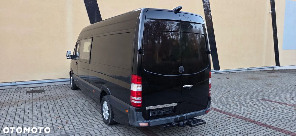 Mercedes-Benz Sprinter - 9