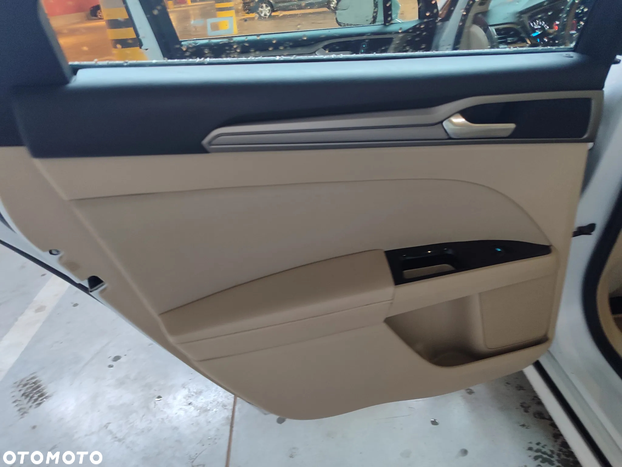 Ford Fusion - 28