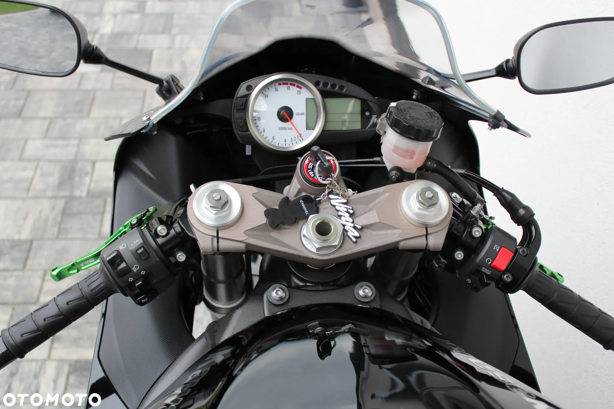 Kawasaki ZXR - 20