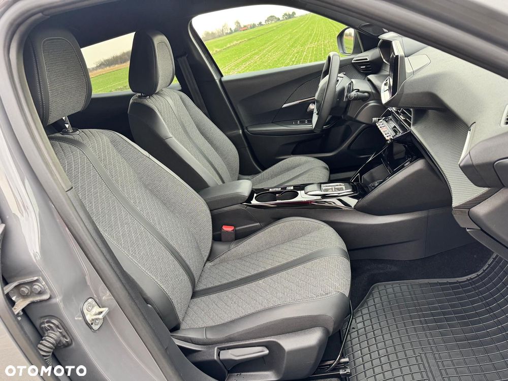 Peugeot 2008 BlueHDi 130 EAT8 Allure - 19