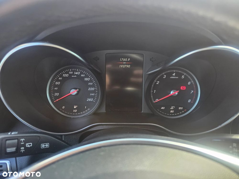 Mercedes-Benz GLC 250 4-Matic - 9