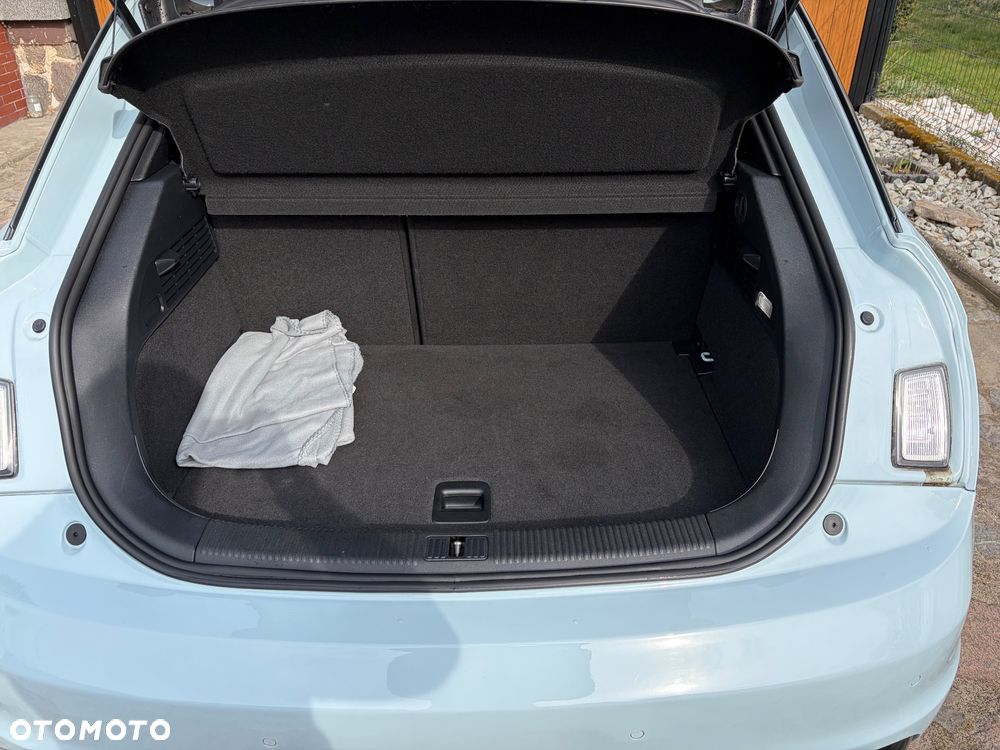 Audi A1 3-drzwiowe 1.4 TFSI S tronic S line edition - 9