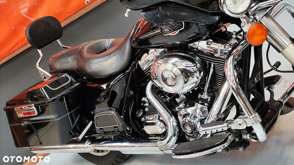Harley-Davidson Touring Electra Glide - 23