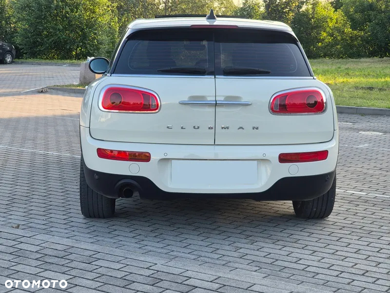 MINI Clubman One D Blackyard - 3