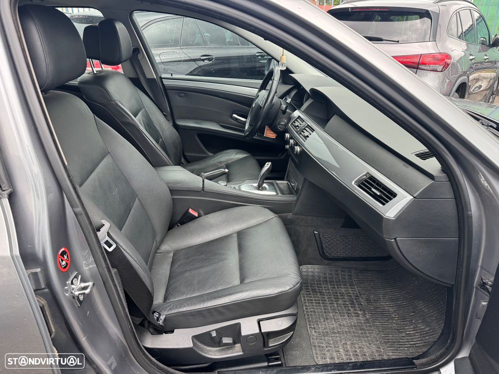 BMW 520 dA Executive - 35