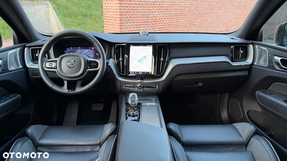 Volvo XC 60 B5 B AWD Ultra Dark - 26