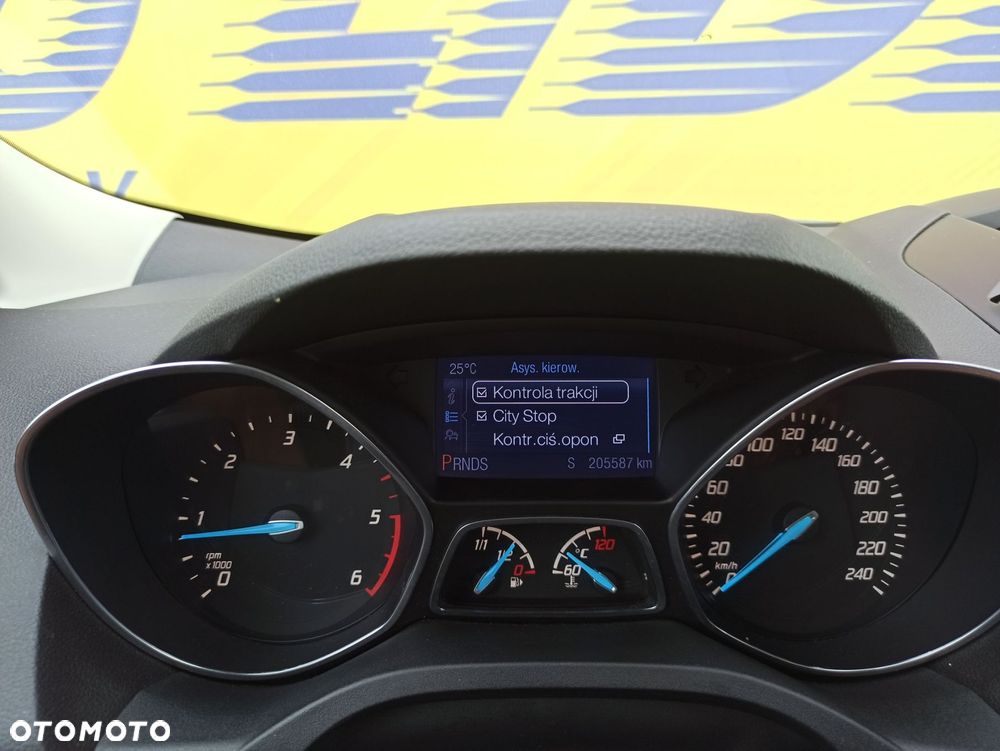 Ford Kuga - 21