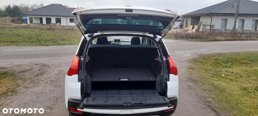 Peugeot 3008 HDi FAP 115 Family - 11