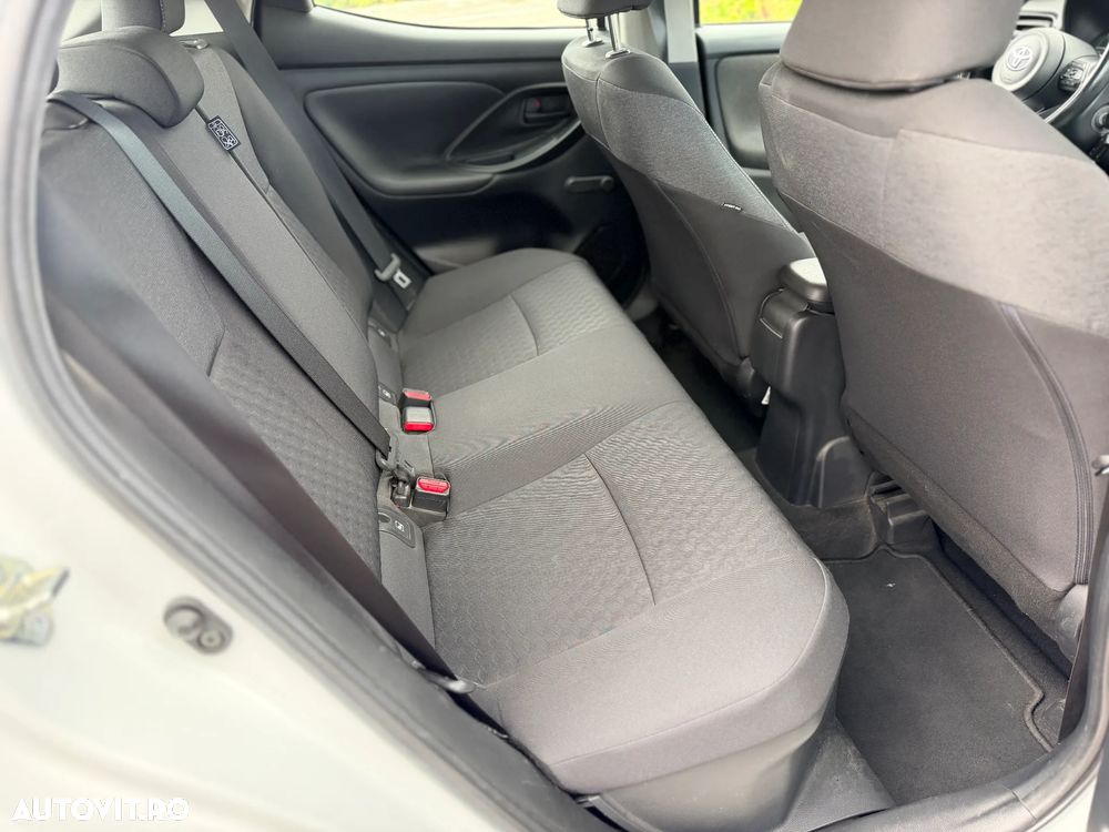 Toyota Yaris 1.5 VVT-i Comfort - 11