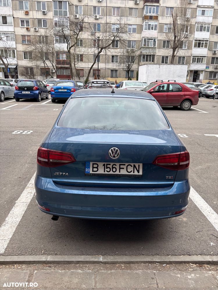 Volkswagen Jetta 1.2 TSI Trendline - 6