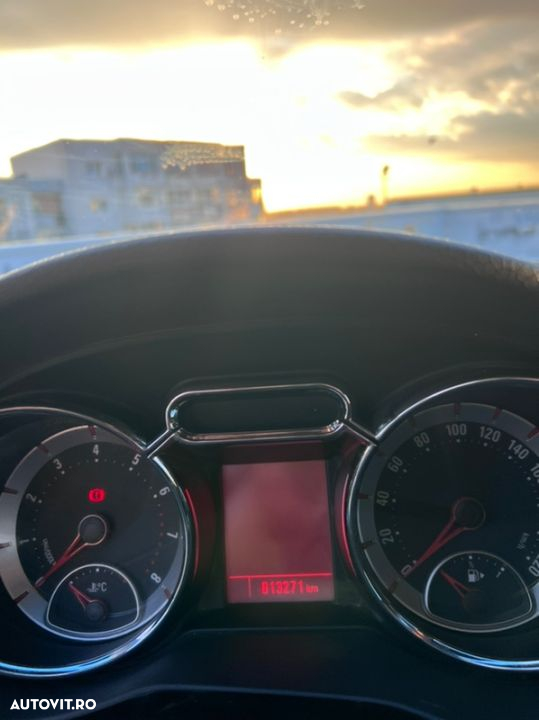 Opel Adam - 13