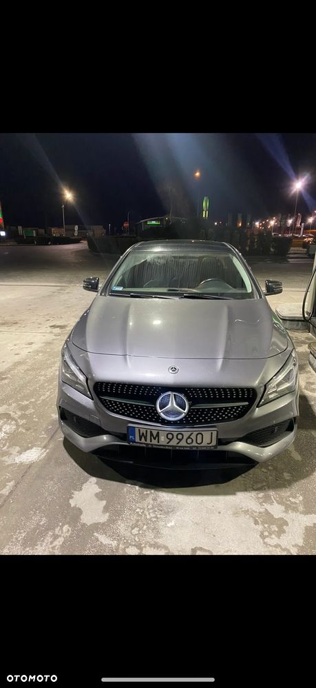 Mercedes-Benz CLA 220 4-Matic AMG Line - 3